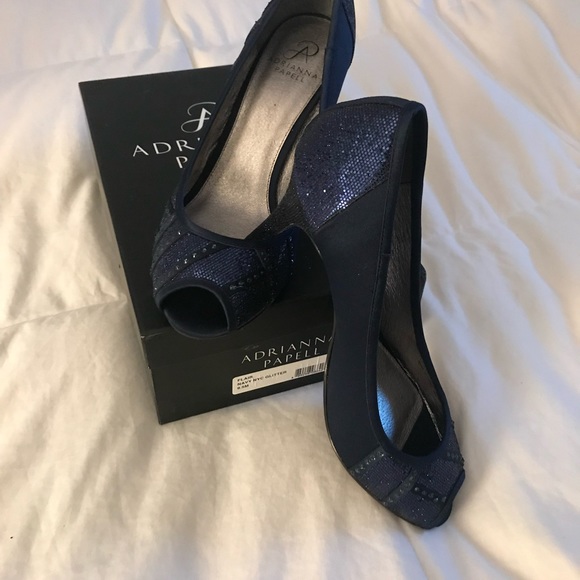 Woman Elegant Dark Navy Blue w/Glitter heels sz9.5 - Picture 3 of 10